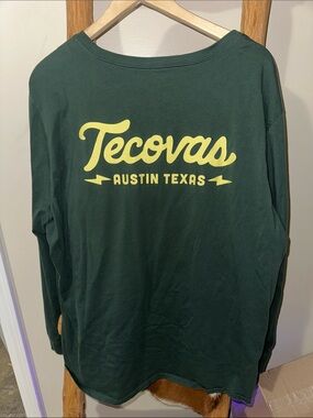 NWOT Tecovas Pocket Long sleeve